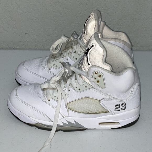 Nike Air Jordan Retro 5 V Metallic White 136027-130 Mens Size 7 Womens 8.5 2015 main image 9